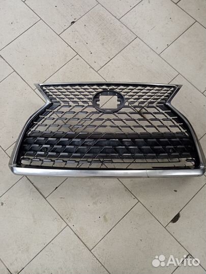 Молдинг решётка бампер lexus