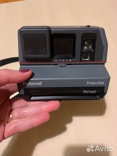 Фотоаппарат моментальный polaroid