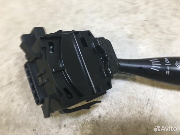 Переключатель стеклоочистителей Mitsubishi Pajero