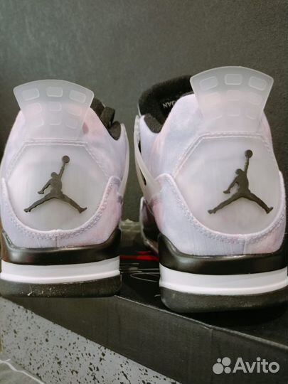 Кросовки Nike Air Jordan 4