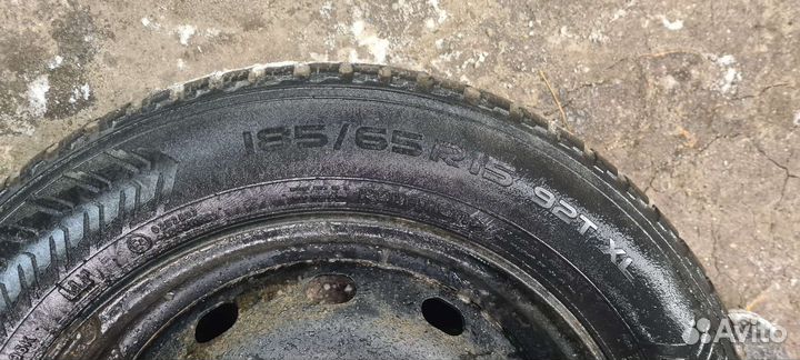 Nokian Tyres Hakkapeliitta 8 185/65 R15 92T