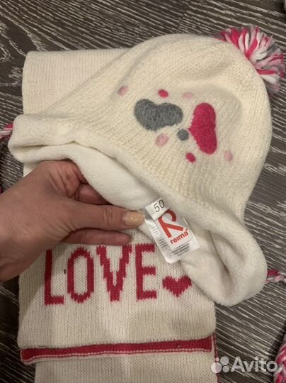 Шапки Reima и шарфы в коплекте