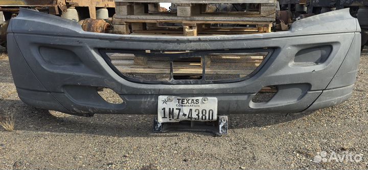 Бампер international prostar пластик б/у