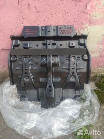 Защита двигателя Land cruiser 200