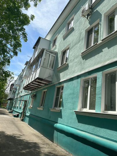 3-к. квартира, 86 м², 2/3 эт.