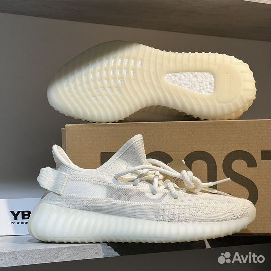 Adidas Yeezy Boost кроссовки Bone