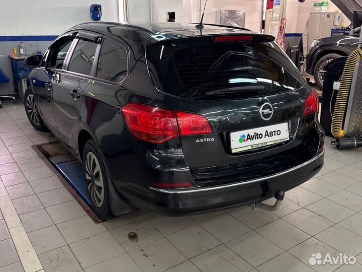 Opel Astra 1.6 AT, 2014, 95 829 км