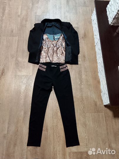 Брюки, пиджак, топ