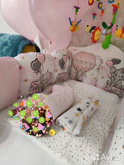 Бортики в детскую кроватку для девочки