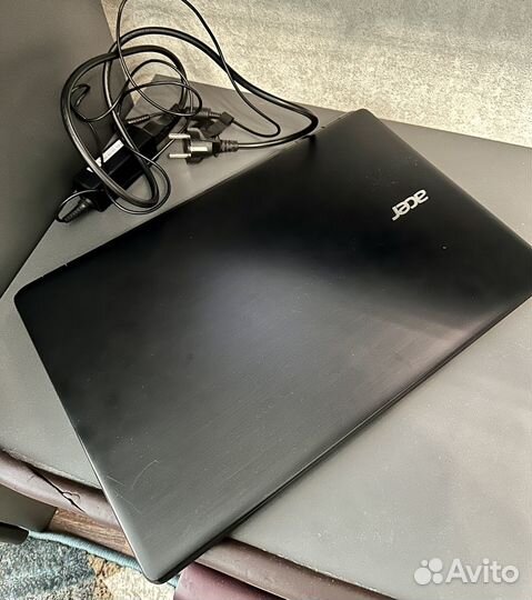 Acer E5 521