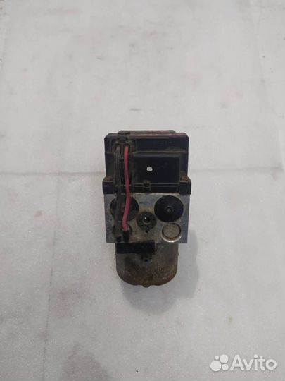 Блок ABS (насос) Subaru Forester 1 SF