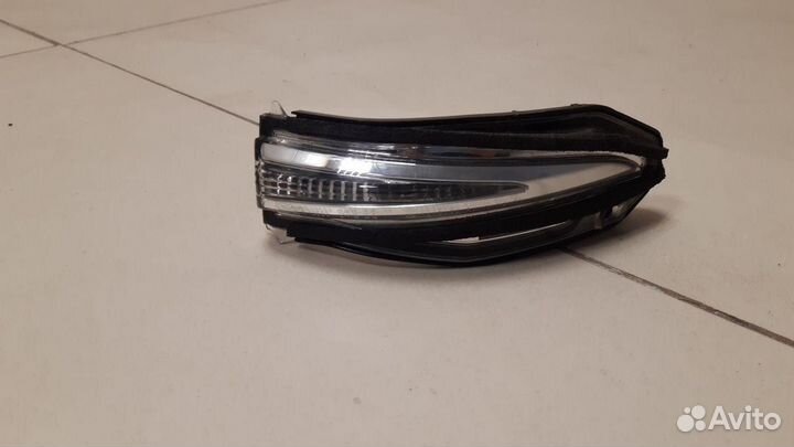 Повторитель указателя поворота в зеркало правый