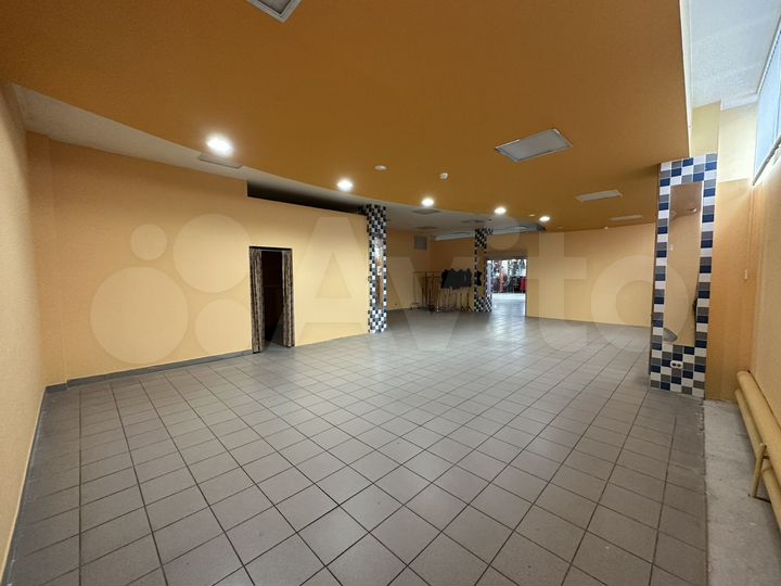 Торговая площадь, 106 м²