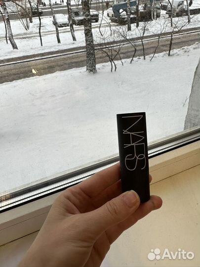 Хайлайтер nars