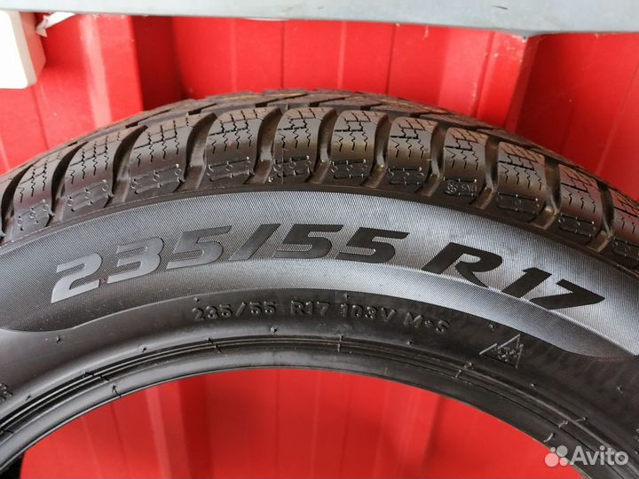 Pirelli Winter Sottozero 3 235/55 R17