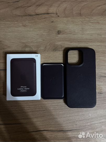 Чехол кожаный для iPhone 13 pro