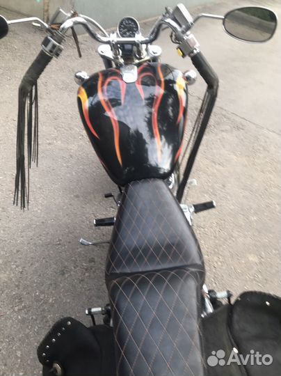 Suzuki Intruder VS 800
