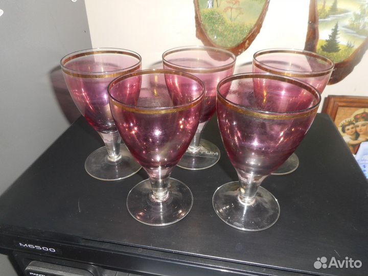 Бокалы из цветного стекла