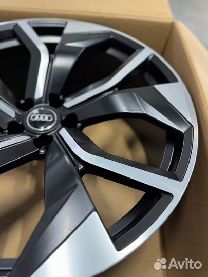 Новые диски R22 на Audi Q8