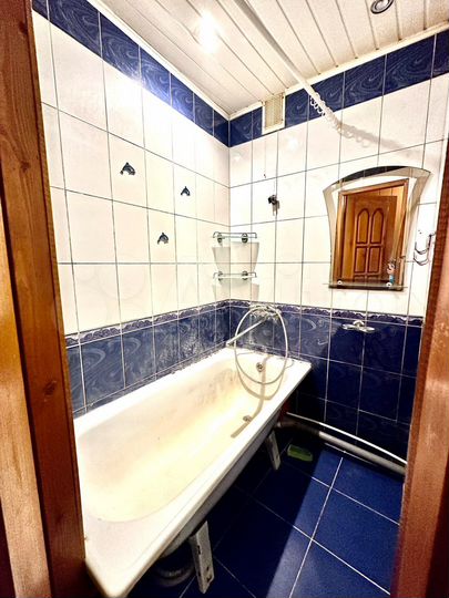 2-к. квартира, 42,8 м², 1/5 эт.