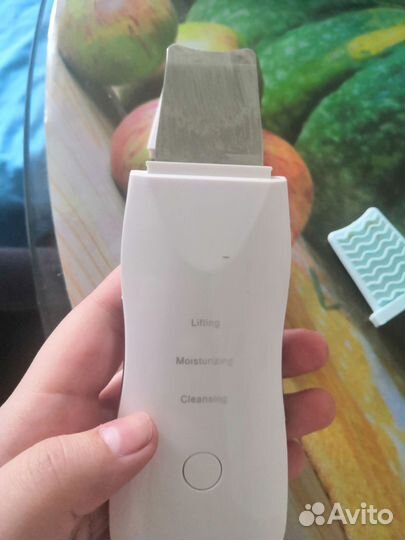 Аппарат для ультразвуковой чистки лица