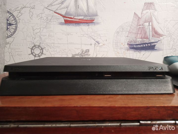 Ps 4 slim