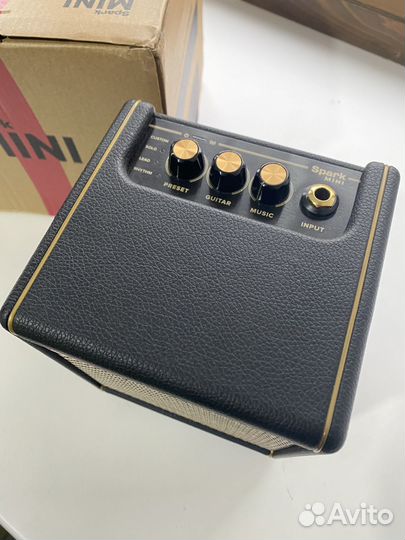 Комбоусилитель Positive Grid Spark Mini черный