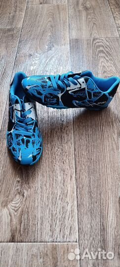 Продам бутсы сороконожки dolphinsport 37размер
