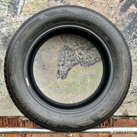 Bridgestone Blizzak LM-001 225/60 R18