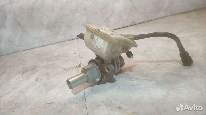 Главный тормозной цилиндр Peugeot 308