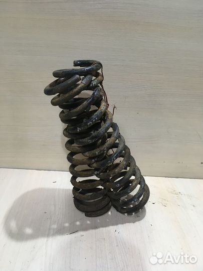 Пружина задняя Ауди 80 Б3 седан
