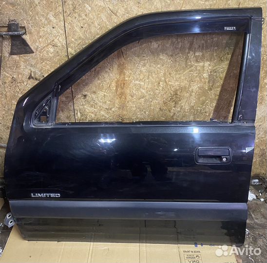 Передняя левая дверь Opel Frontera