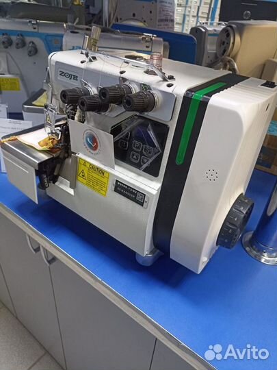 Промышленный 4-х ниточный оверлок Zoje B9000