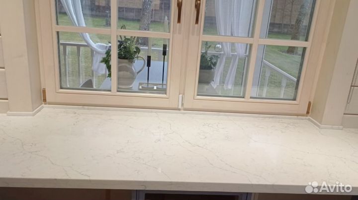 Подоконники из кварца для квартиры, дома и офиса
