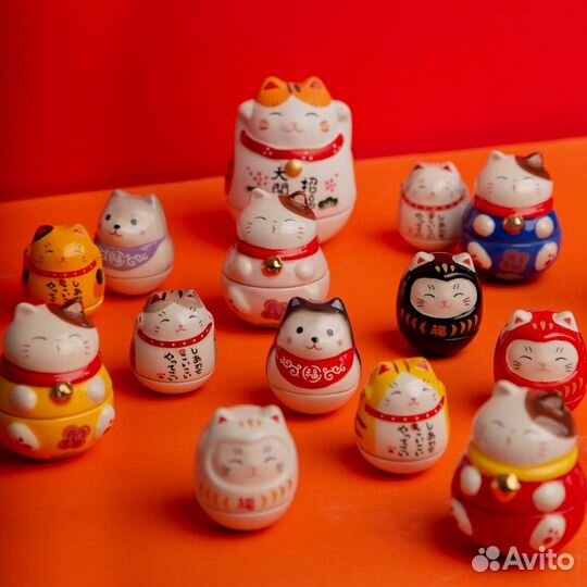 Кот Манеки Неко Неваляшка