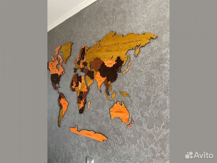 Деревянная карта мира от