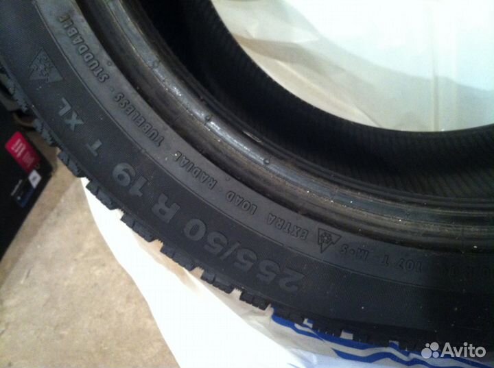 Continental Conti4x4WinterContact 255/50 R19