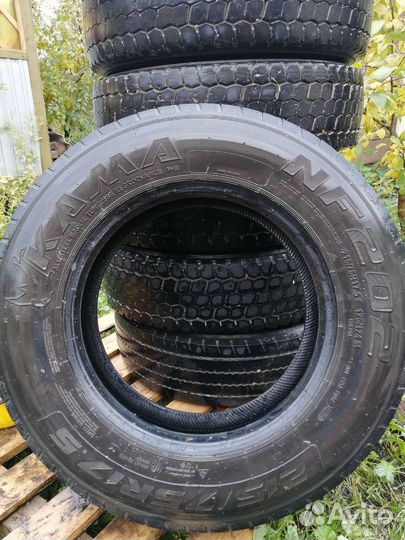 Резина шина 215 75 17,5