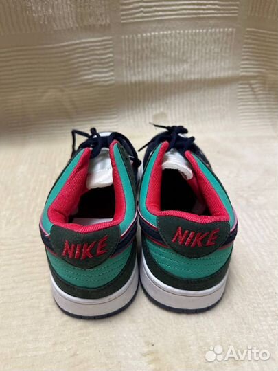 Кроссовки nike