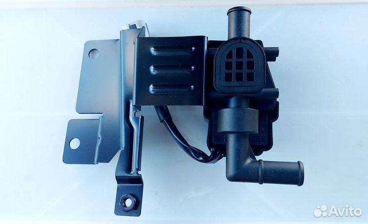 Клапан водяной AZ16D484000008/2 Sitrak Howo