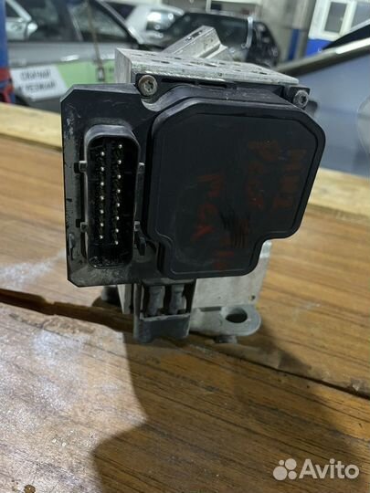 Блок abs mercedes w210