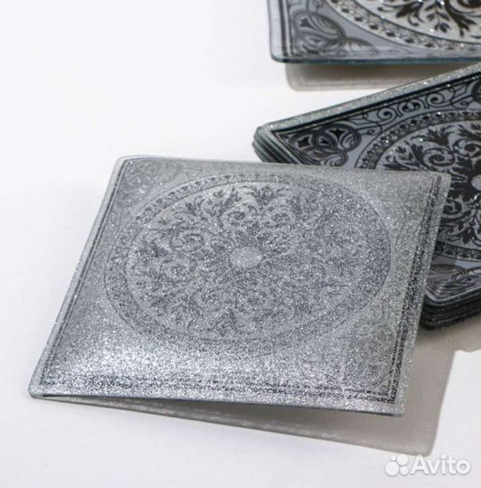 Набор тарелок