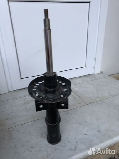 Передний амортизатор на мерседес е 212