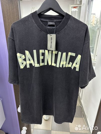 Футболка Balenciaga оверсайз (унисекс)