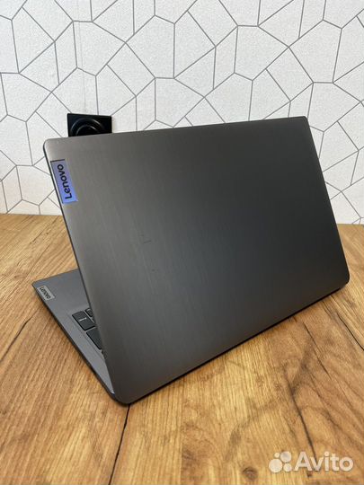 Мощный Lenovo i3-1115G4/ 8GB/ SSD 256/ IPS FHD