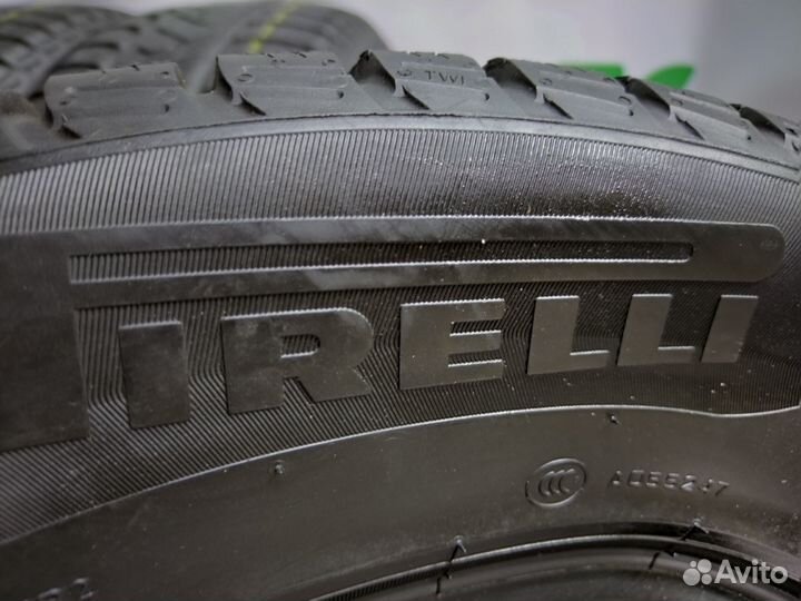 Pirelli Winter Sottozero 215/60 R16