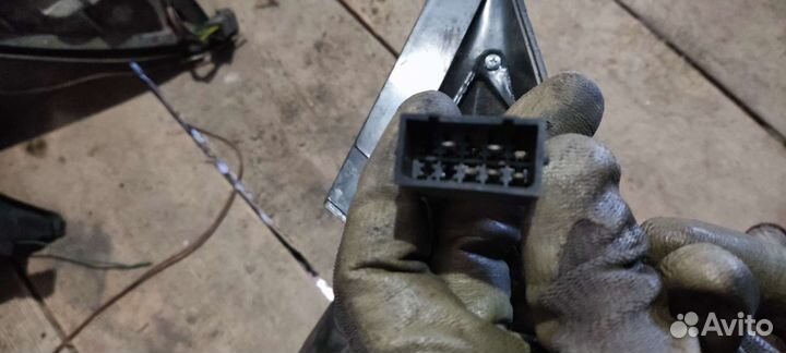 Зеркало правое Audi А4.Ауди А4