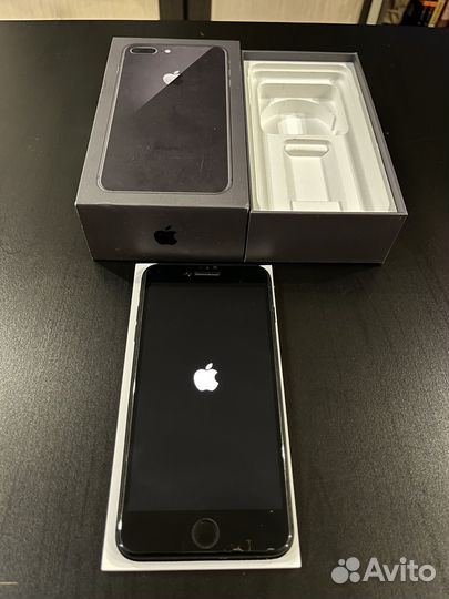 iPhone 8 Plus, 64 ГБ