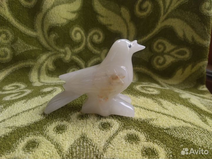 Статуэтка Голубь натуральный камень