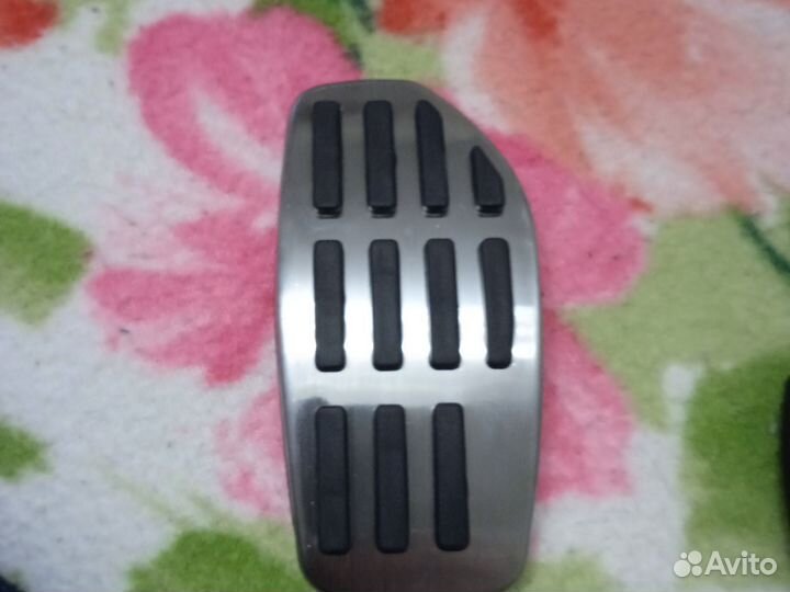 Накладки на педаль тормоза и газа renault